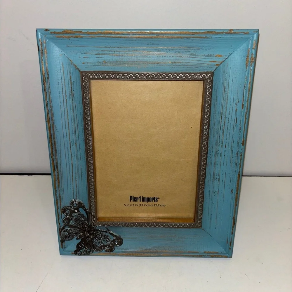 Pier 1 Imports Country Wood blue frame Metal butterbutterfl Holds 5 x 7